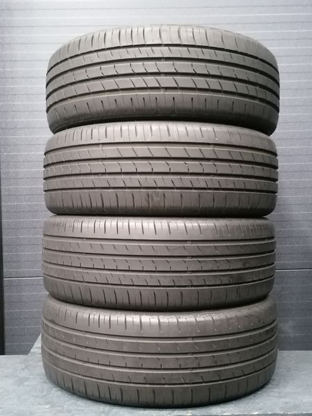 Шини б\у 235/50 R19