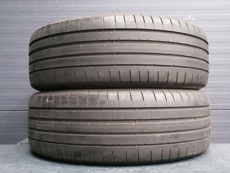 Шини б\у 235/60 R18