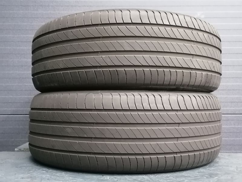 Шини б\у 225/55 R18