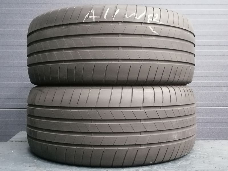 Шини б\у 275/55 R17