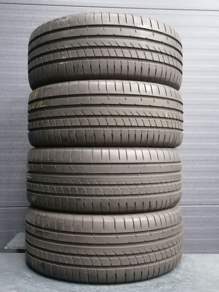 Шини б\у 235/50 R18