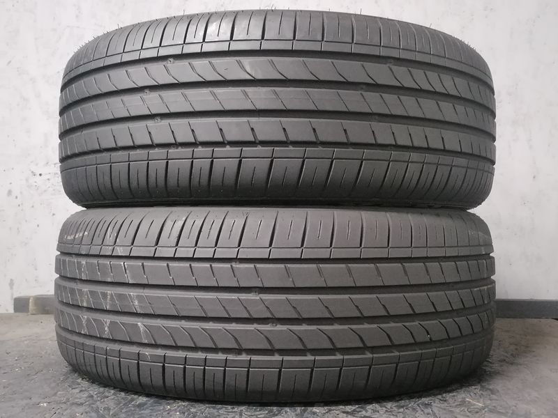 Шини б\у 225/55 R17