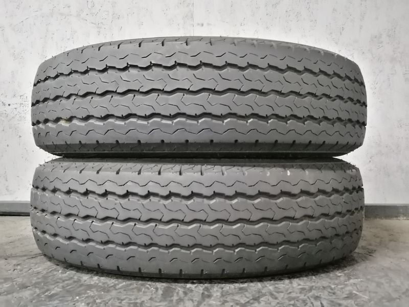 Шини б\у 235/65 R16C