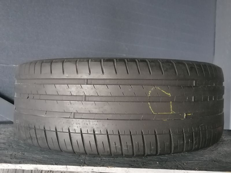 Шини б\у 225/45 R17