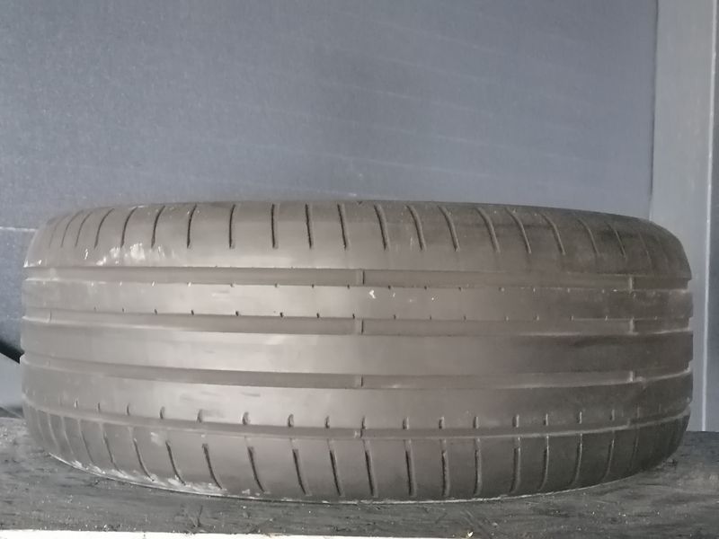 Шини б\у 225/55 R17