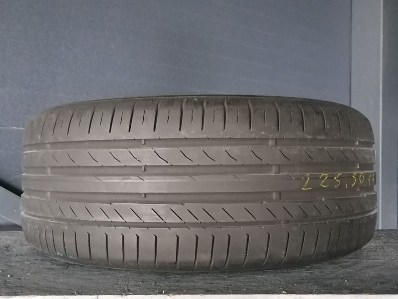Шини б\у 225/50 R17