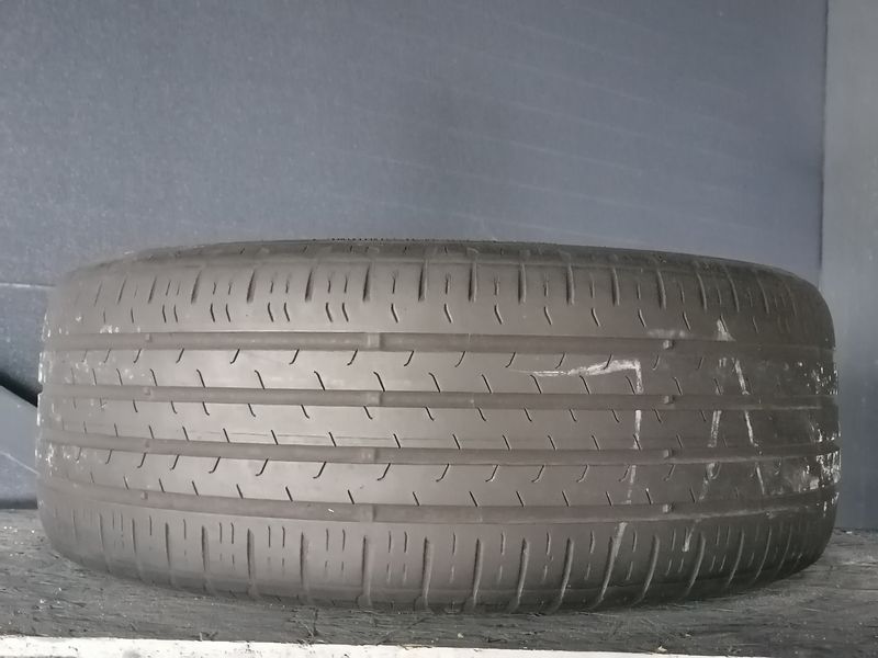 Шини б\у 225/50 R17