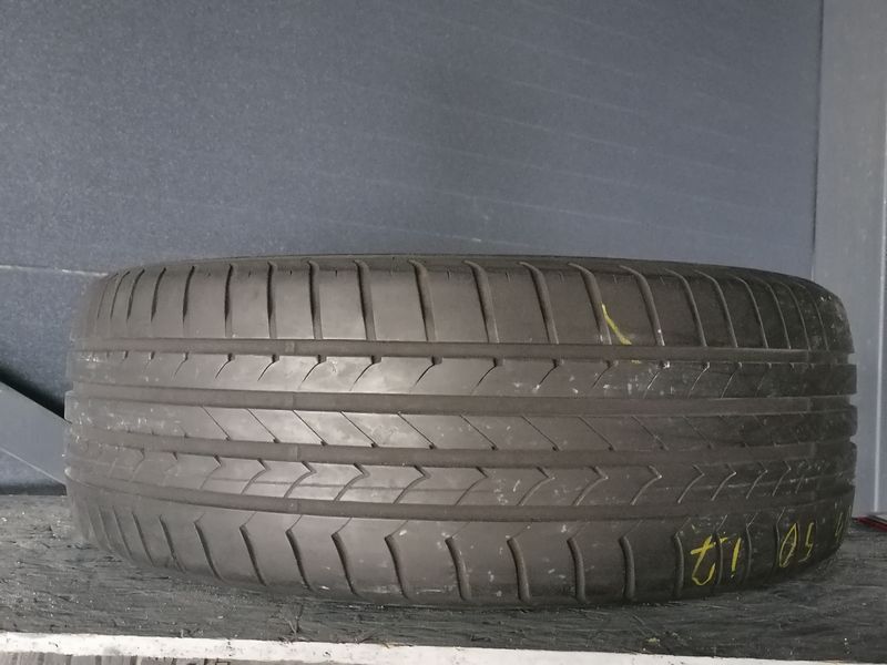 Шини б\у 205/50 R17