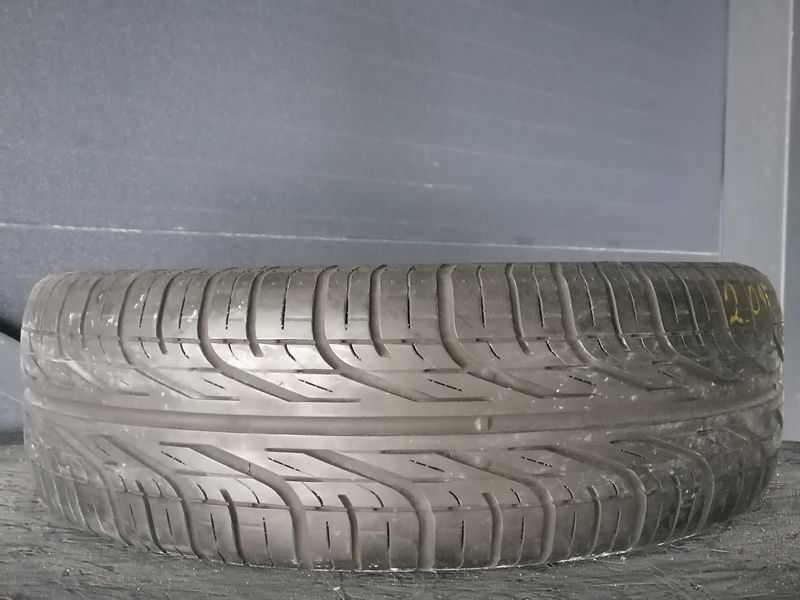 Шини б\у 205/65 R15