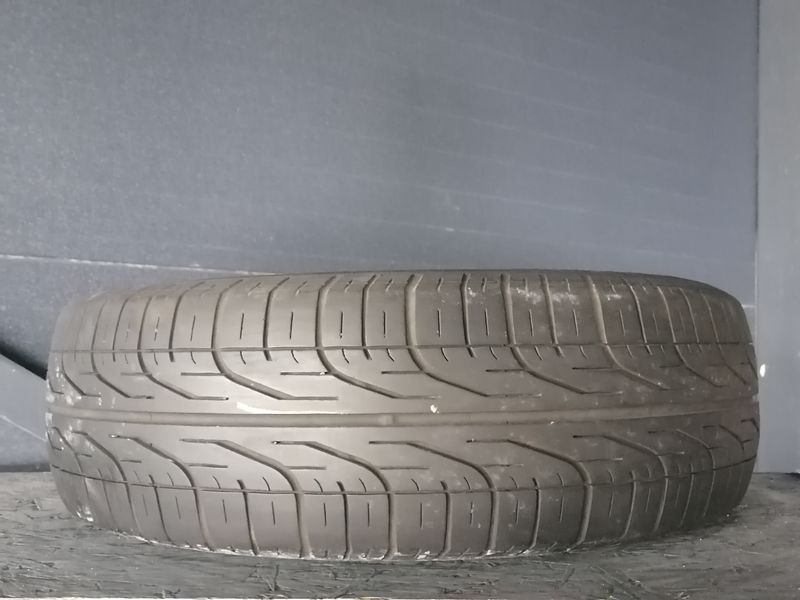 Шини б\у 185/60 R15