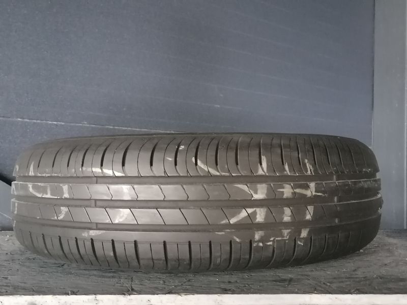 Шини б\у 165/70 R14