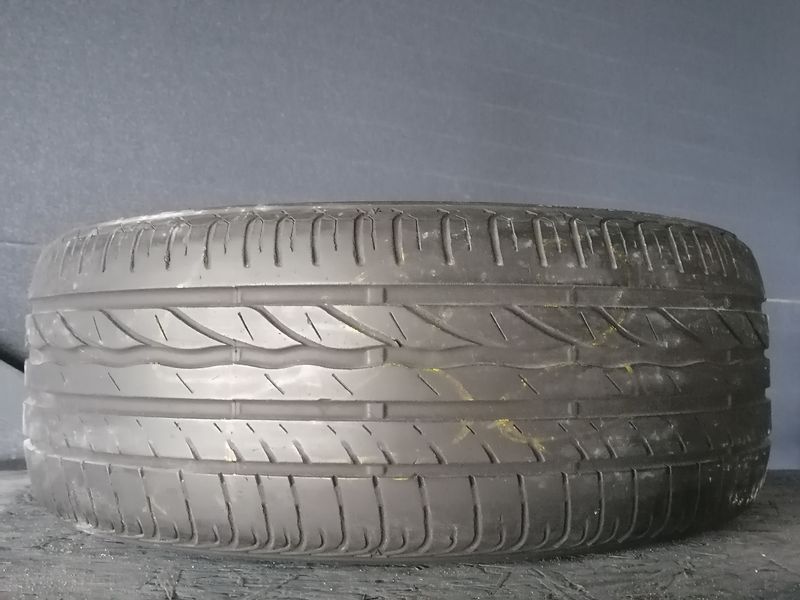 Шини б\у 205/45 R16