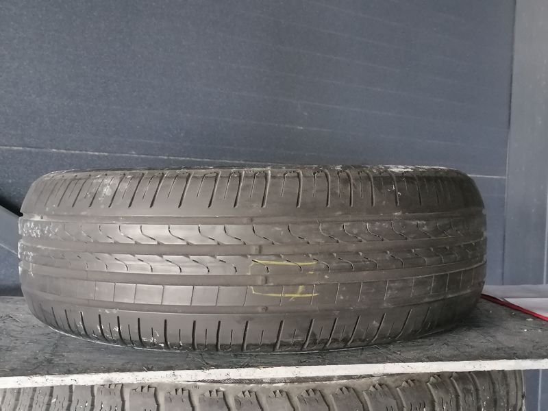 Шини б\у 205/60 R16