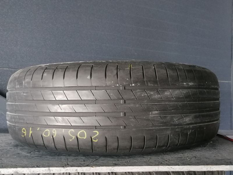 Шини б\у 205/60 R16