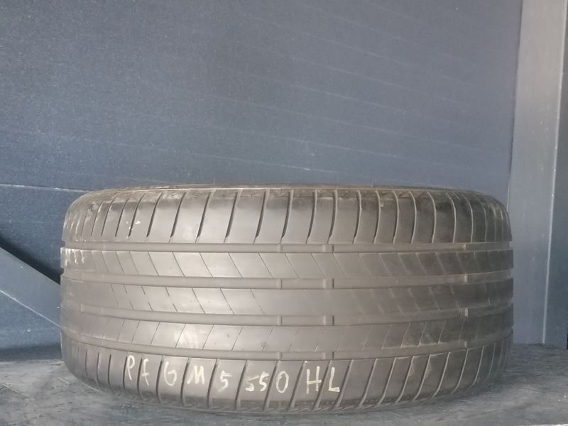 Шини б\у 245/40 R19