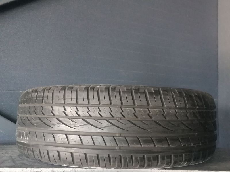 Шини б\у 235/55 R19