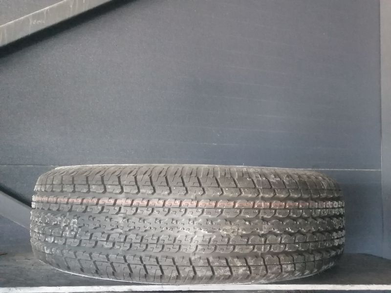 Шини б\у 255/70 R18