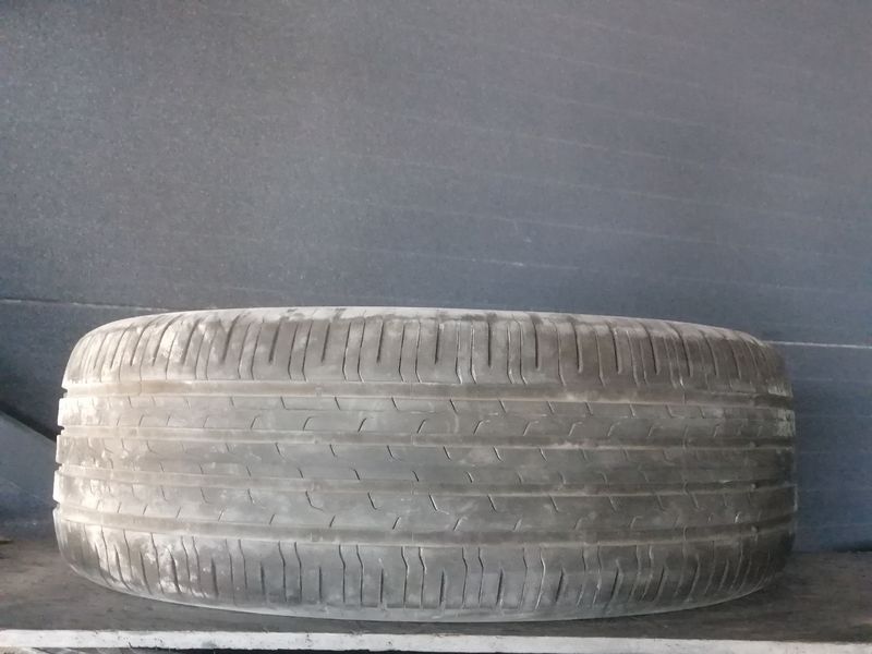 Шини б\у 215/55 R17