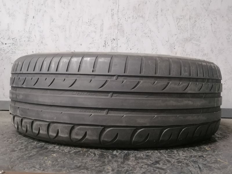 Шини б\у 225/55 R17