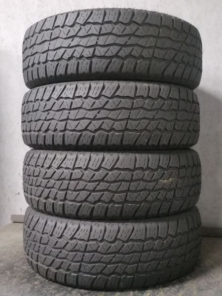 Шини б\у 245/65 R17