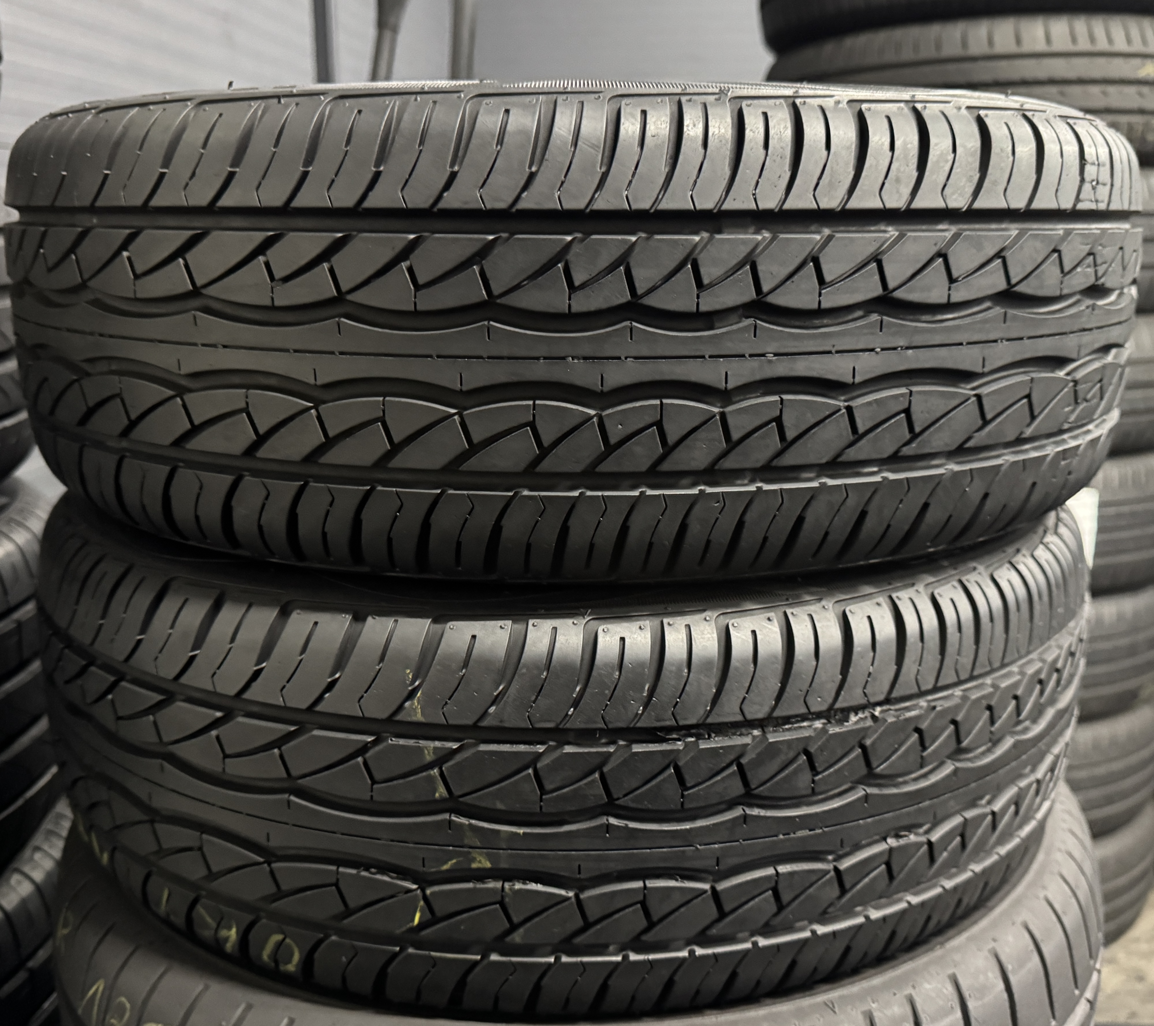 Шини б\у 175/55 R15