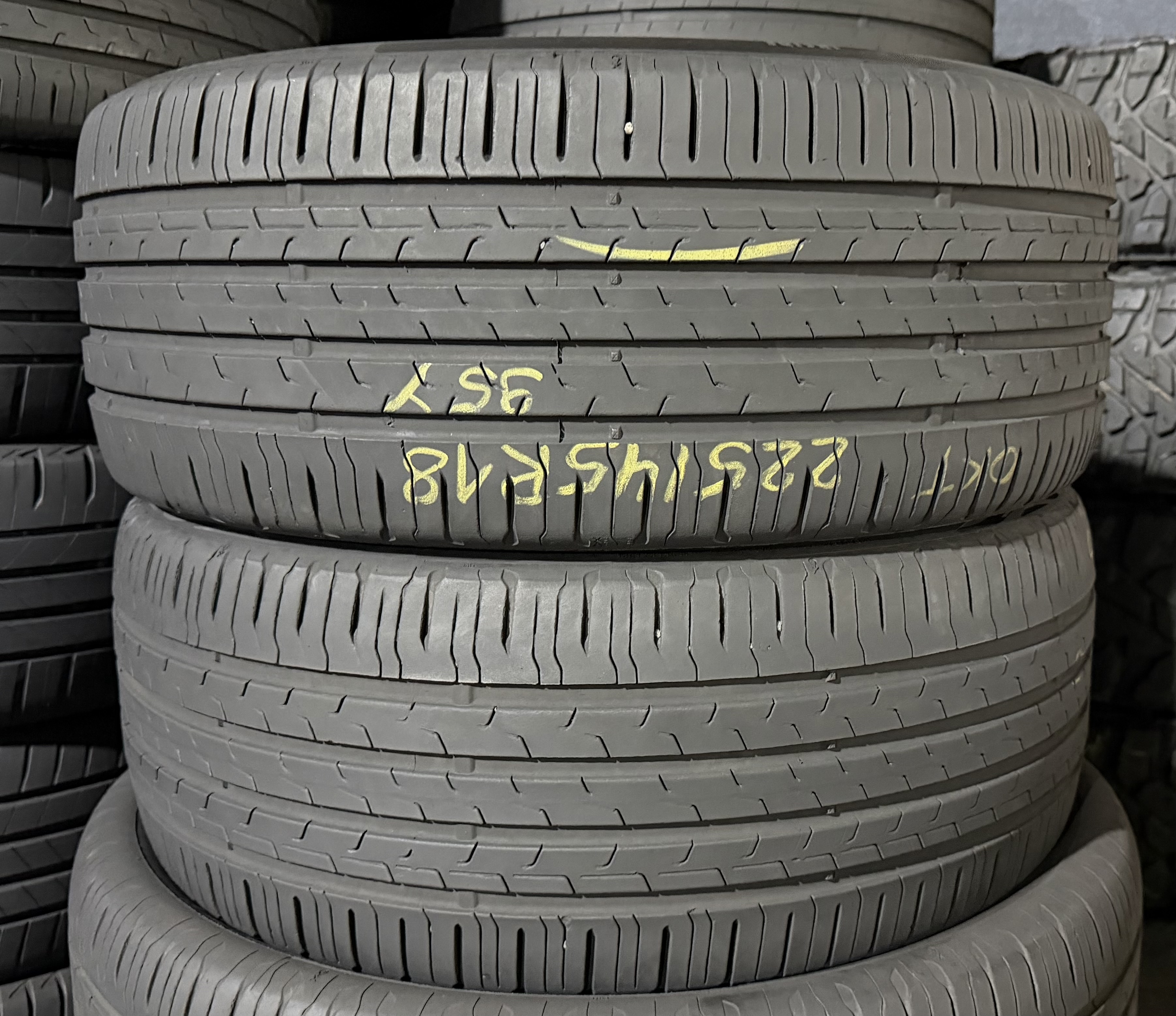 Шини б\у 225/45 R18