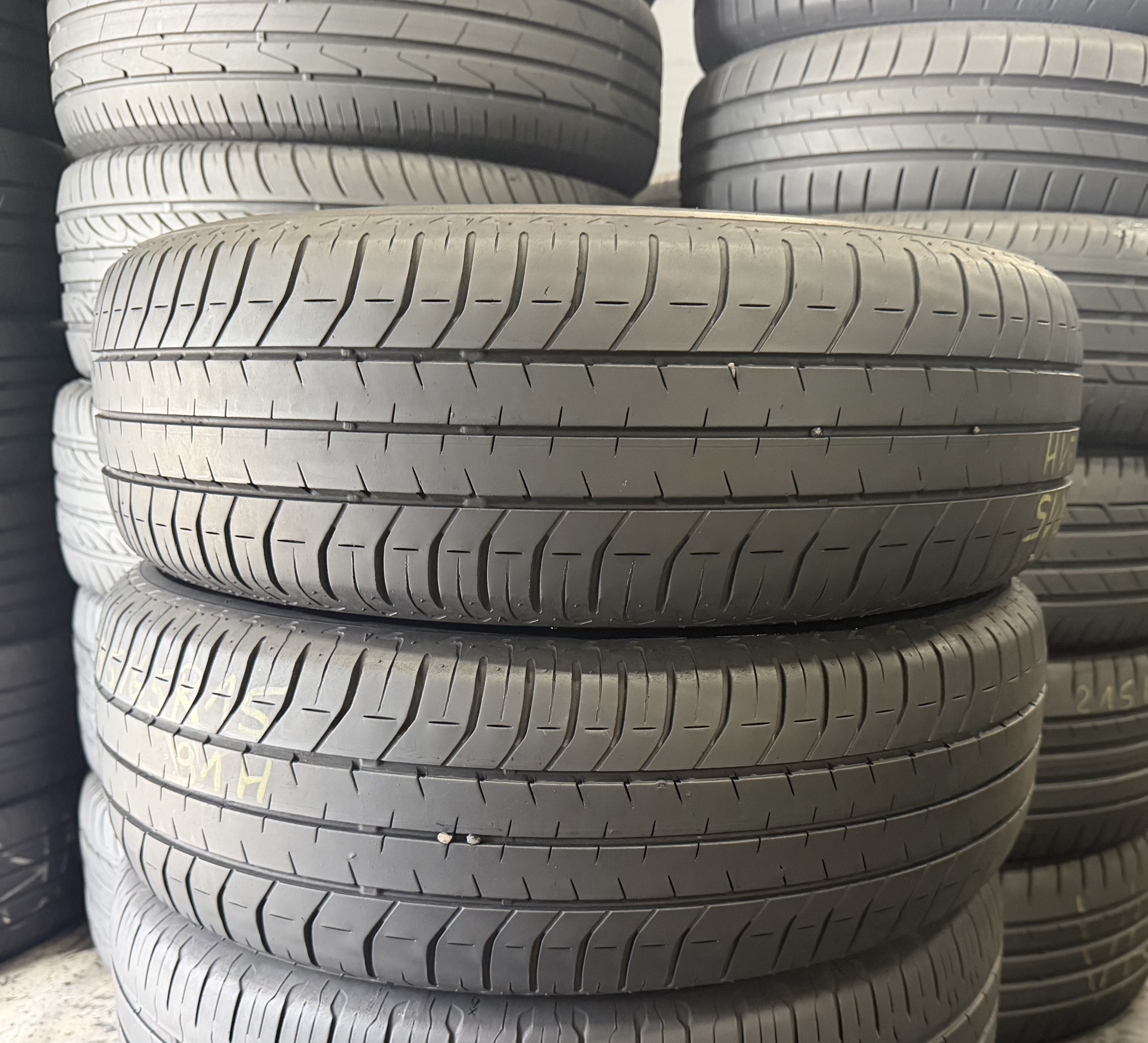Шини б\у 195/65 R15