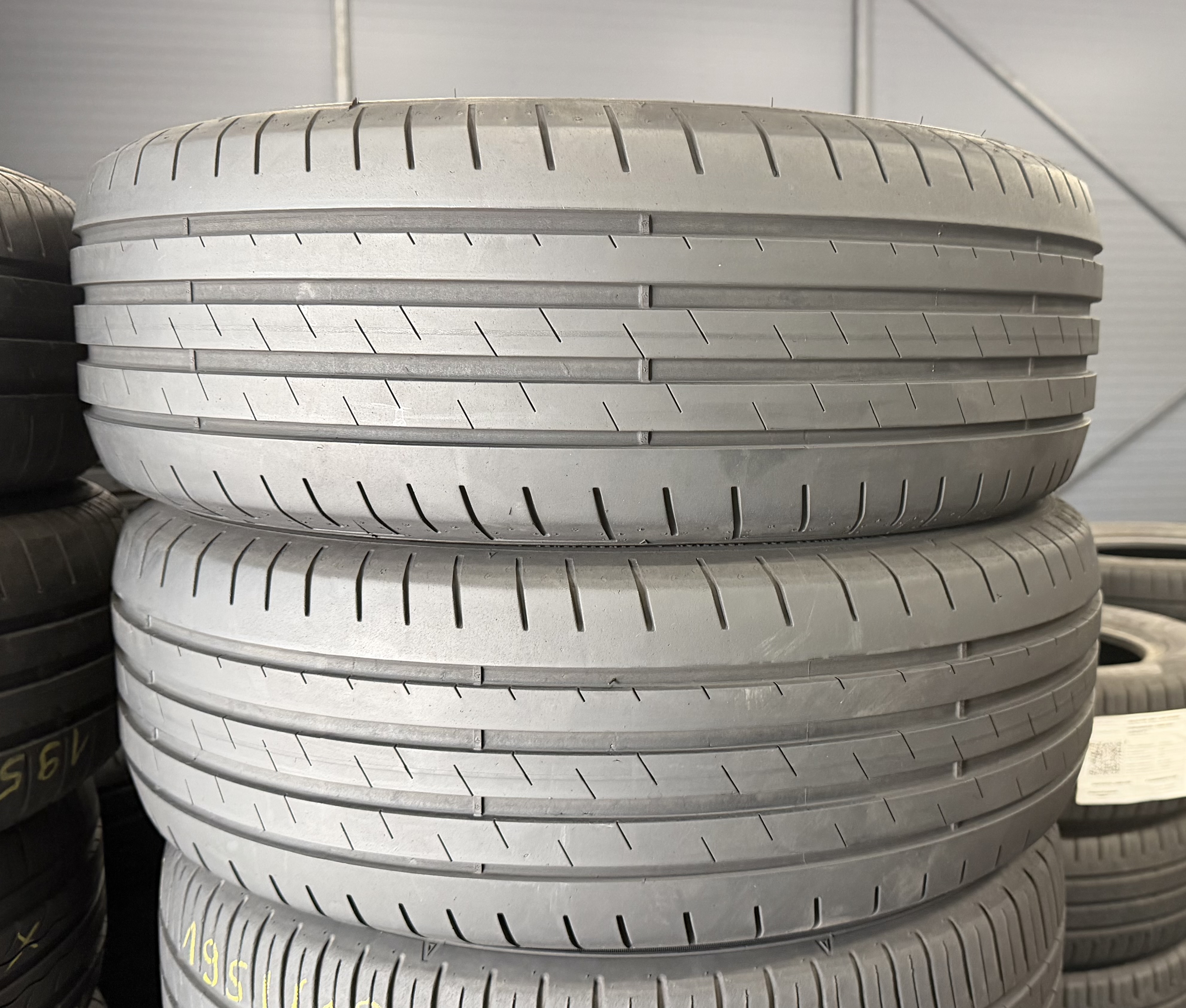 Шини б\у 205/60 R16