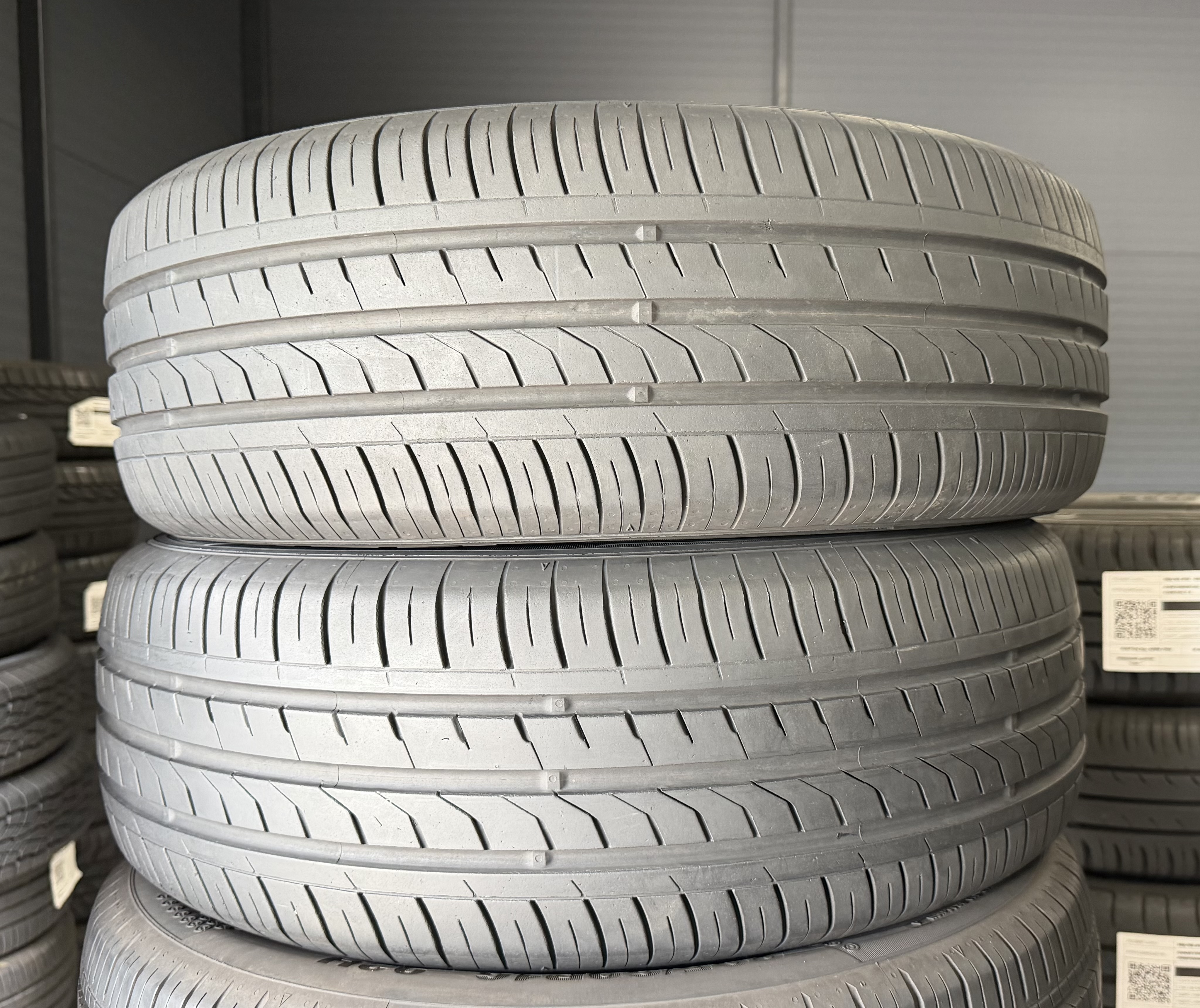 Шини б\у 205/60 R16