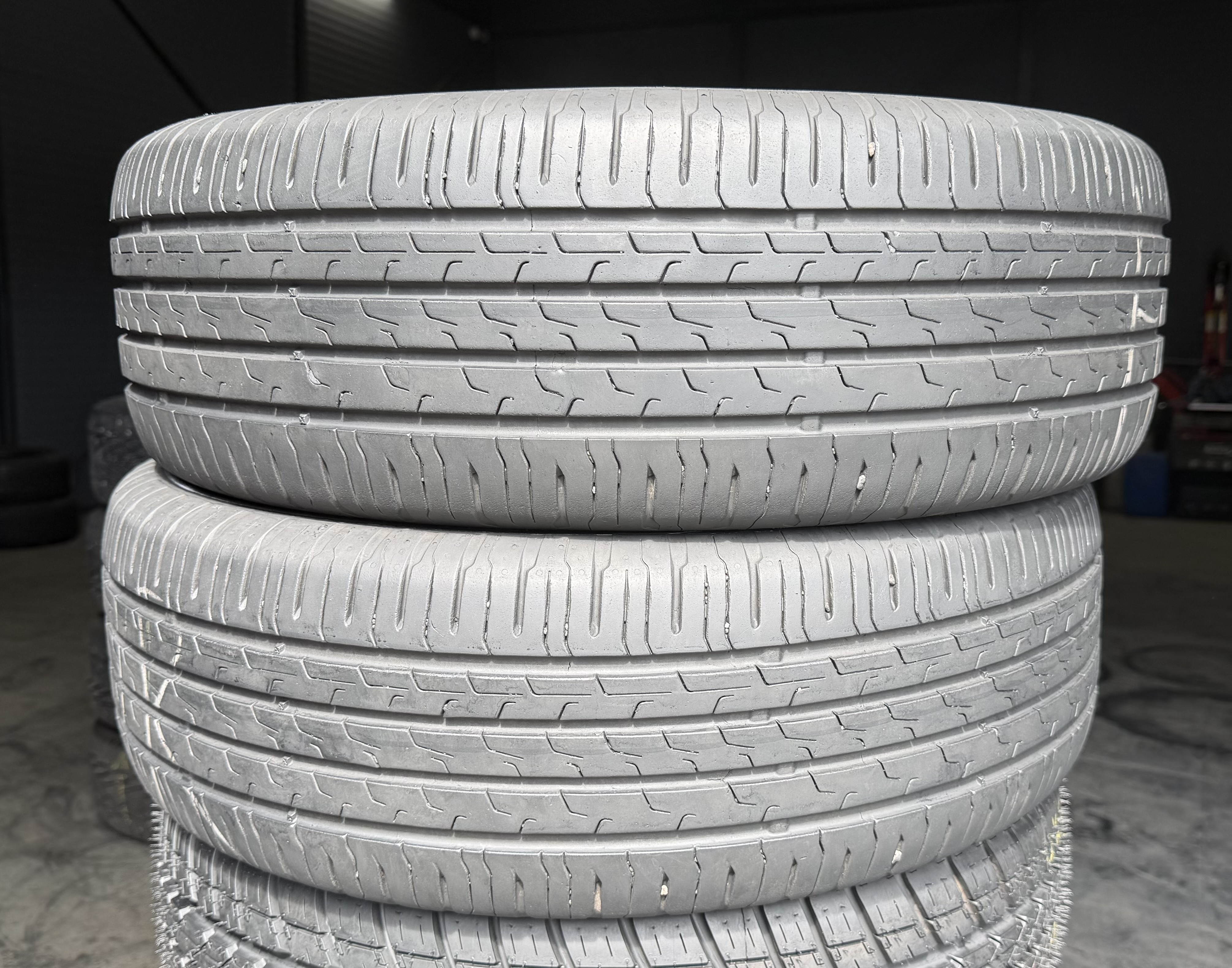 Шини б\у 205/60 R16