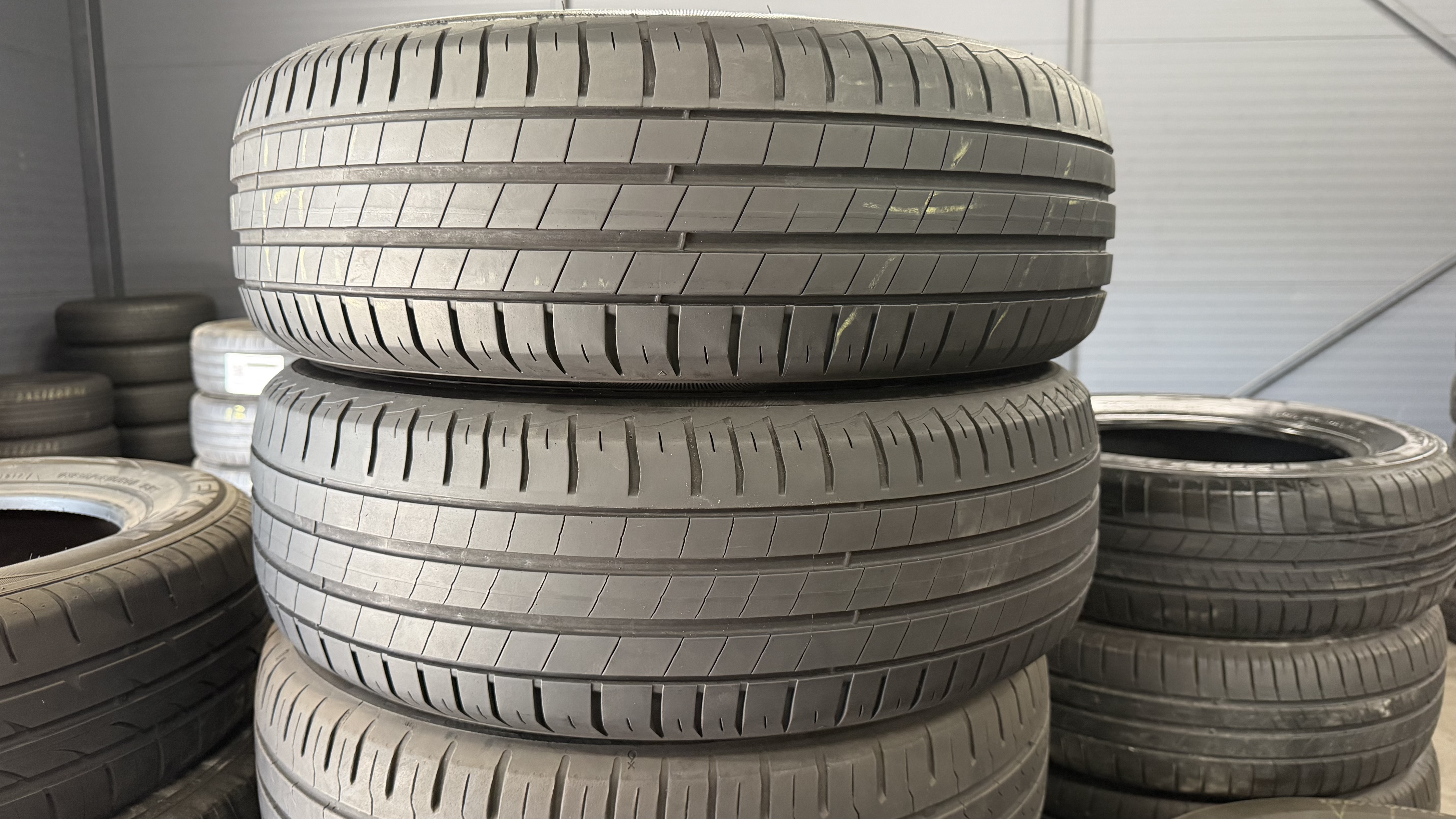 Шини б\у 195/65 R15