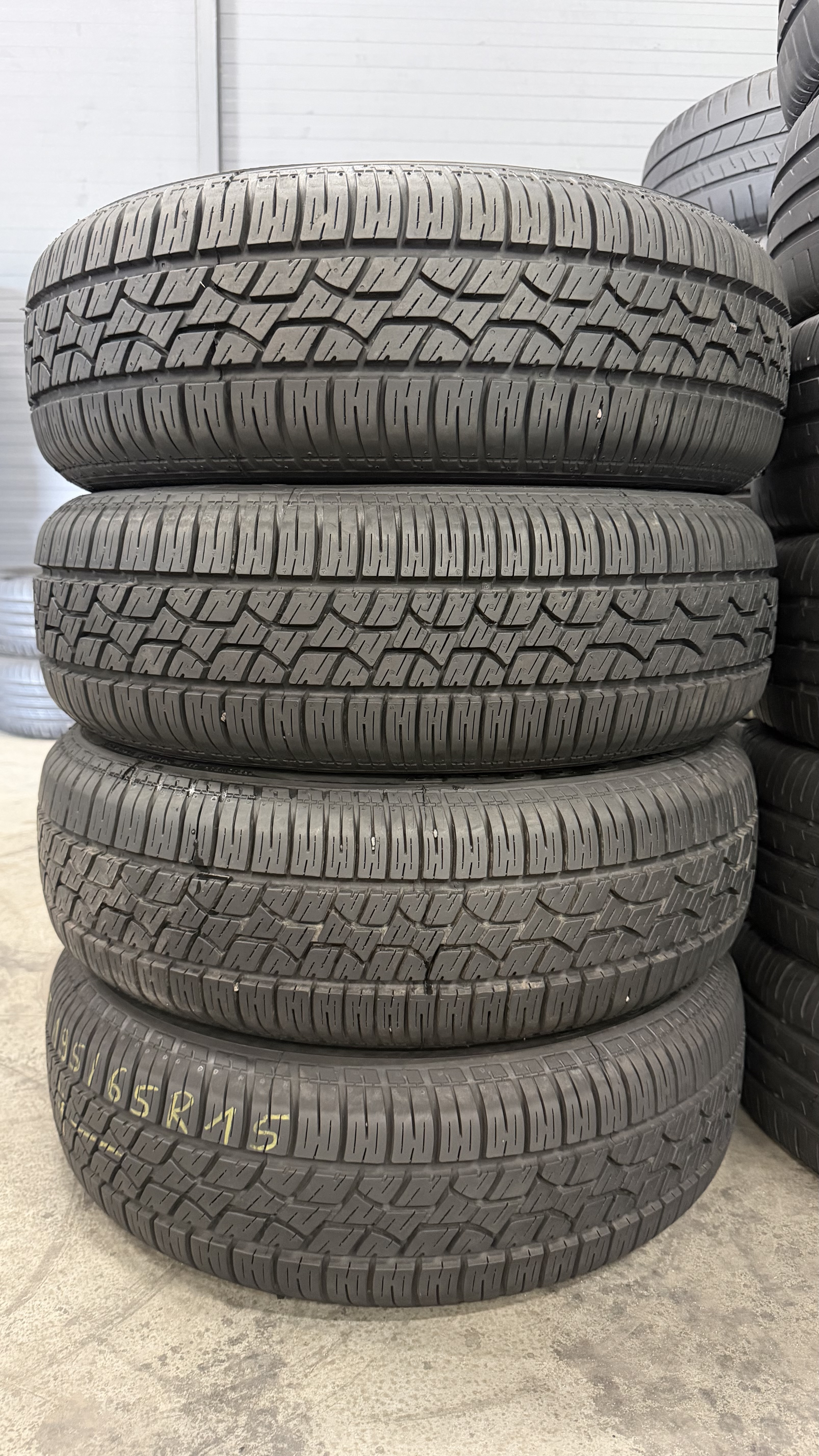 Шини б\у 195/65 R15