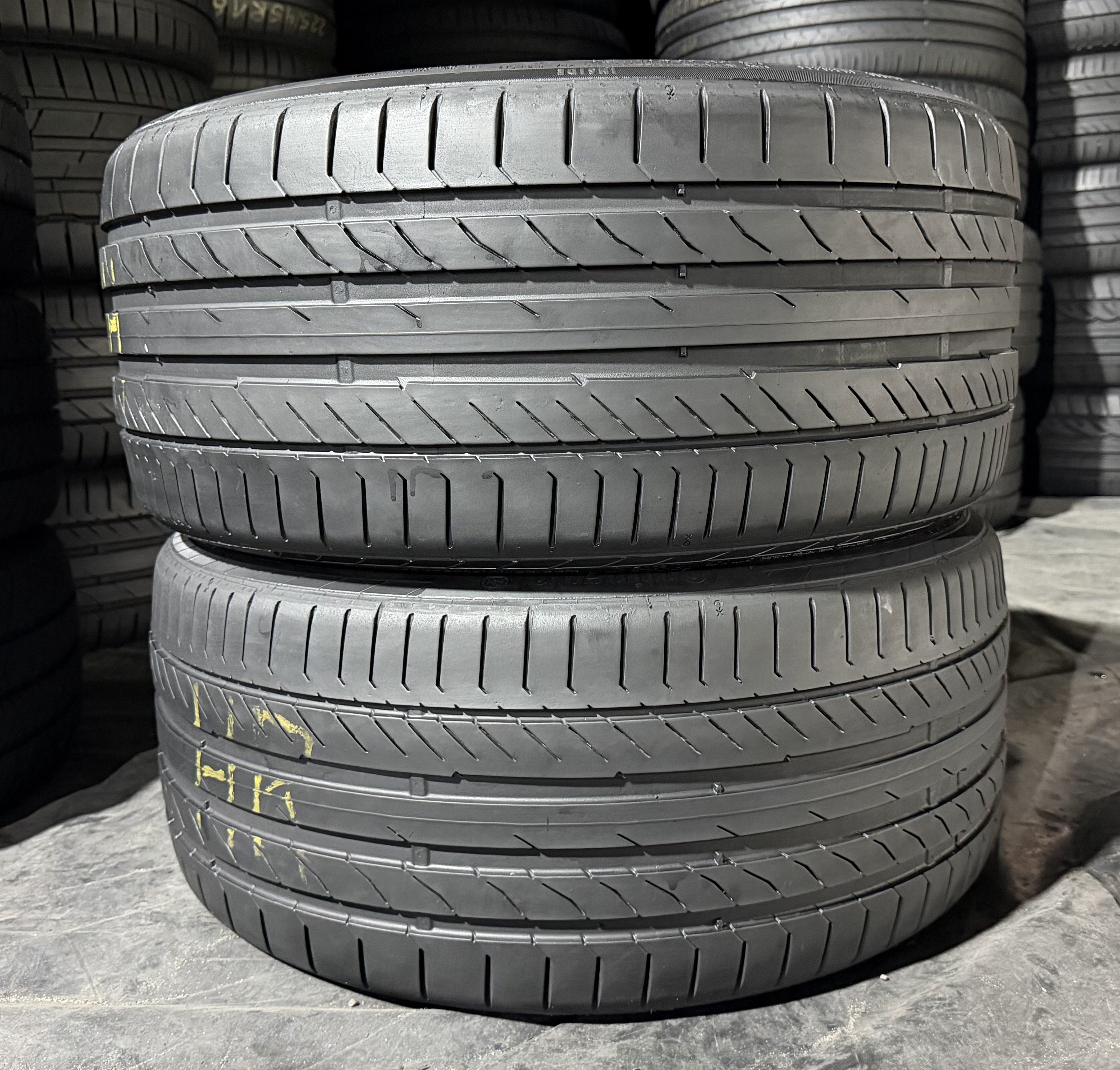 Шини б\у 265/30 R20
