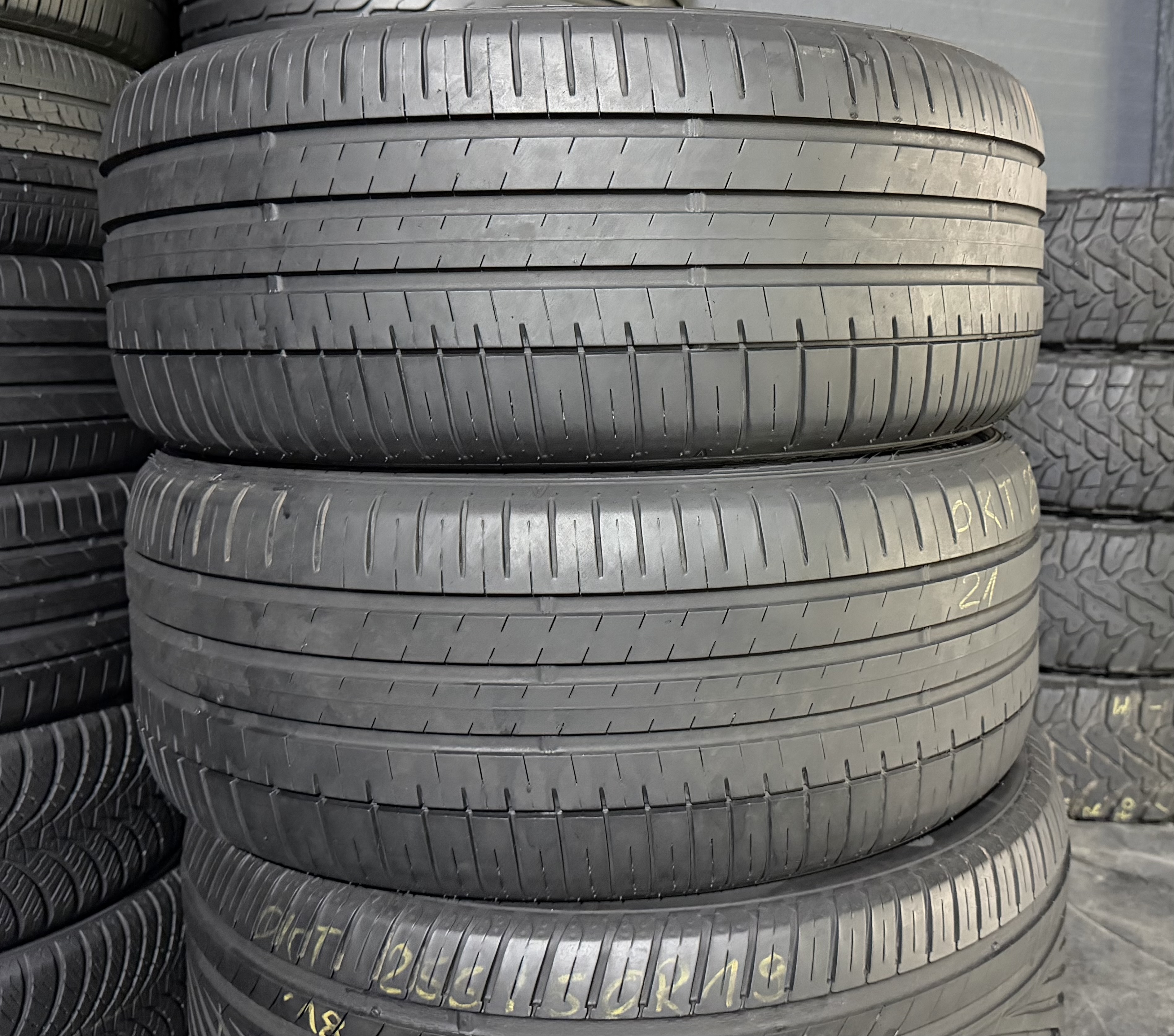 Шини б\у 255/50 R19