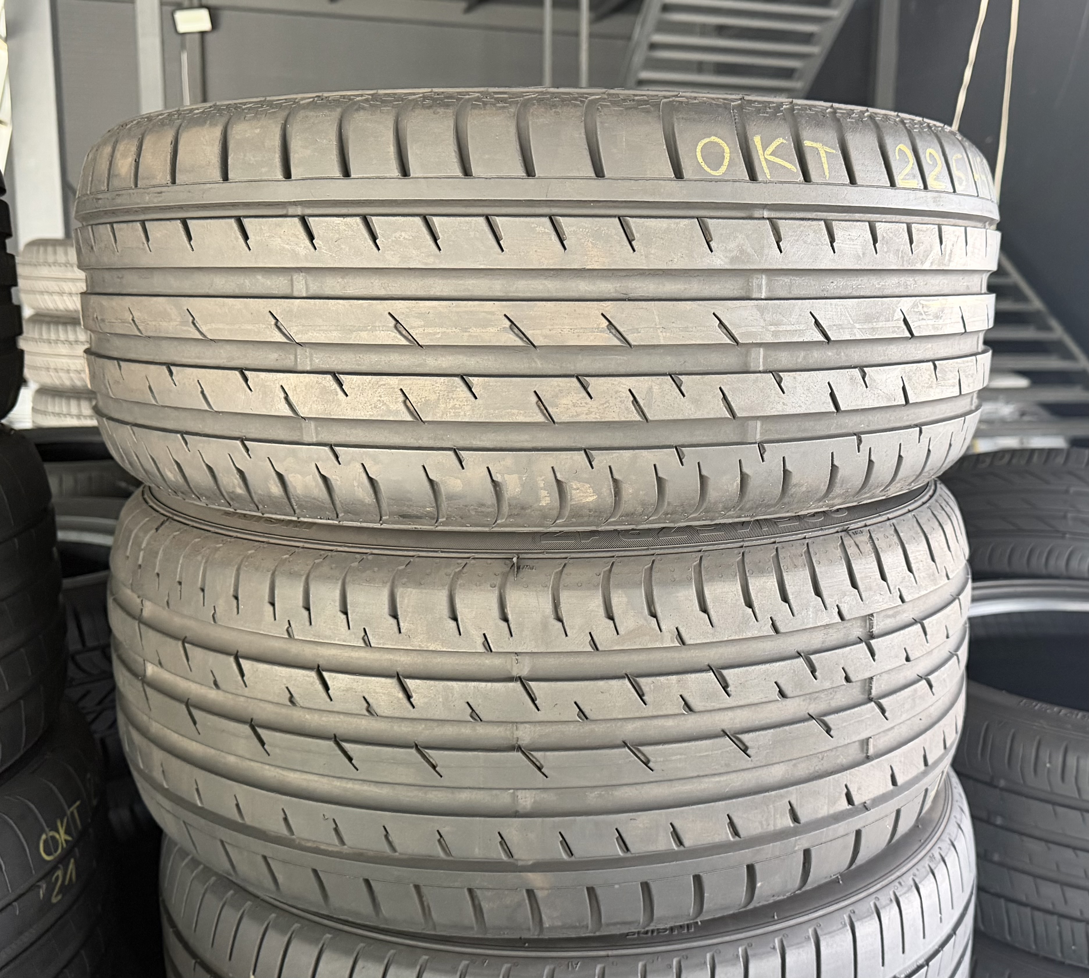 Шини б\у 225/45 R17