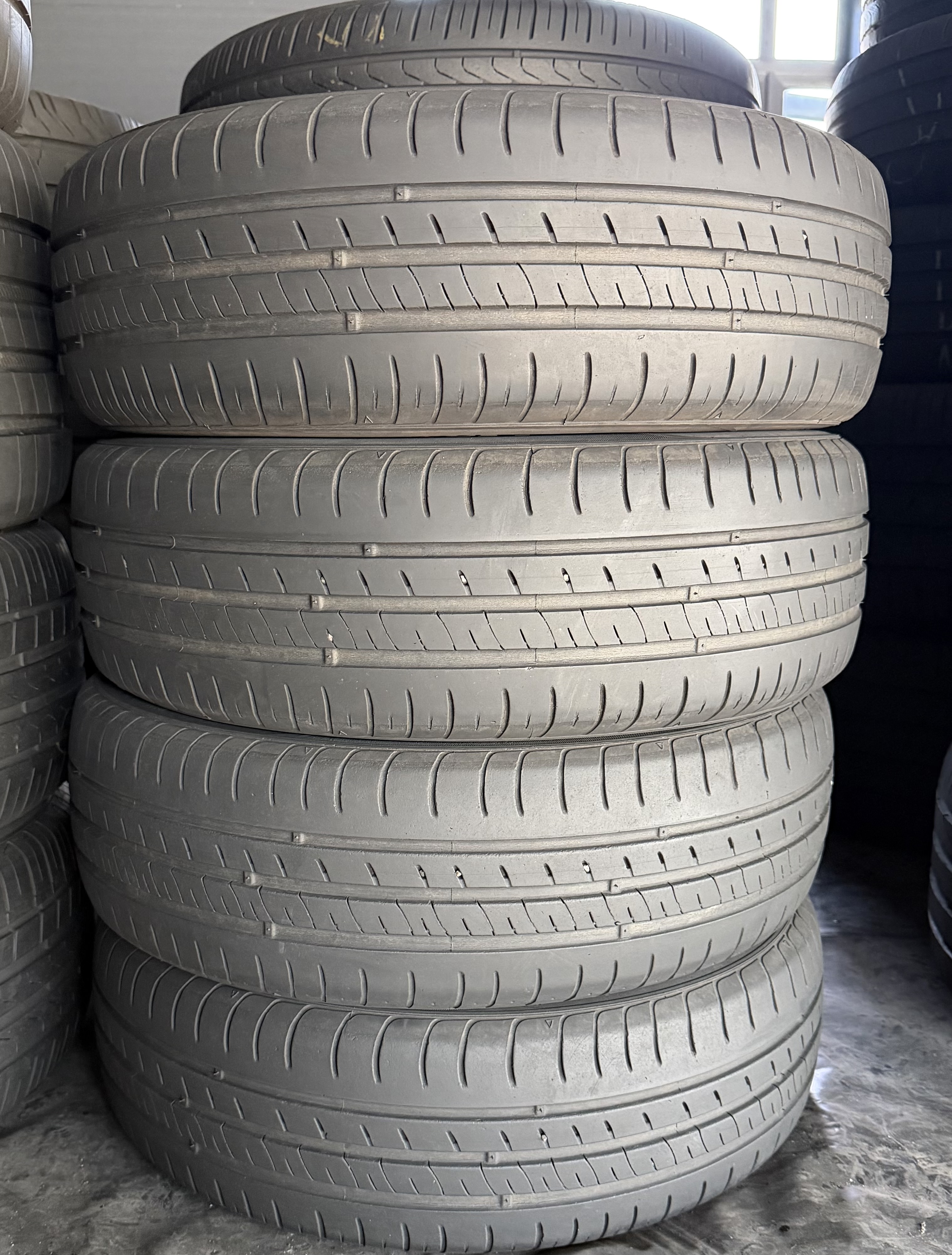 Шини б\у 175/65 R14