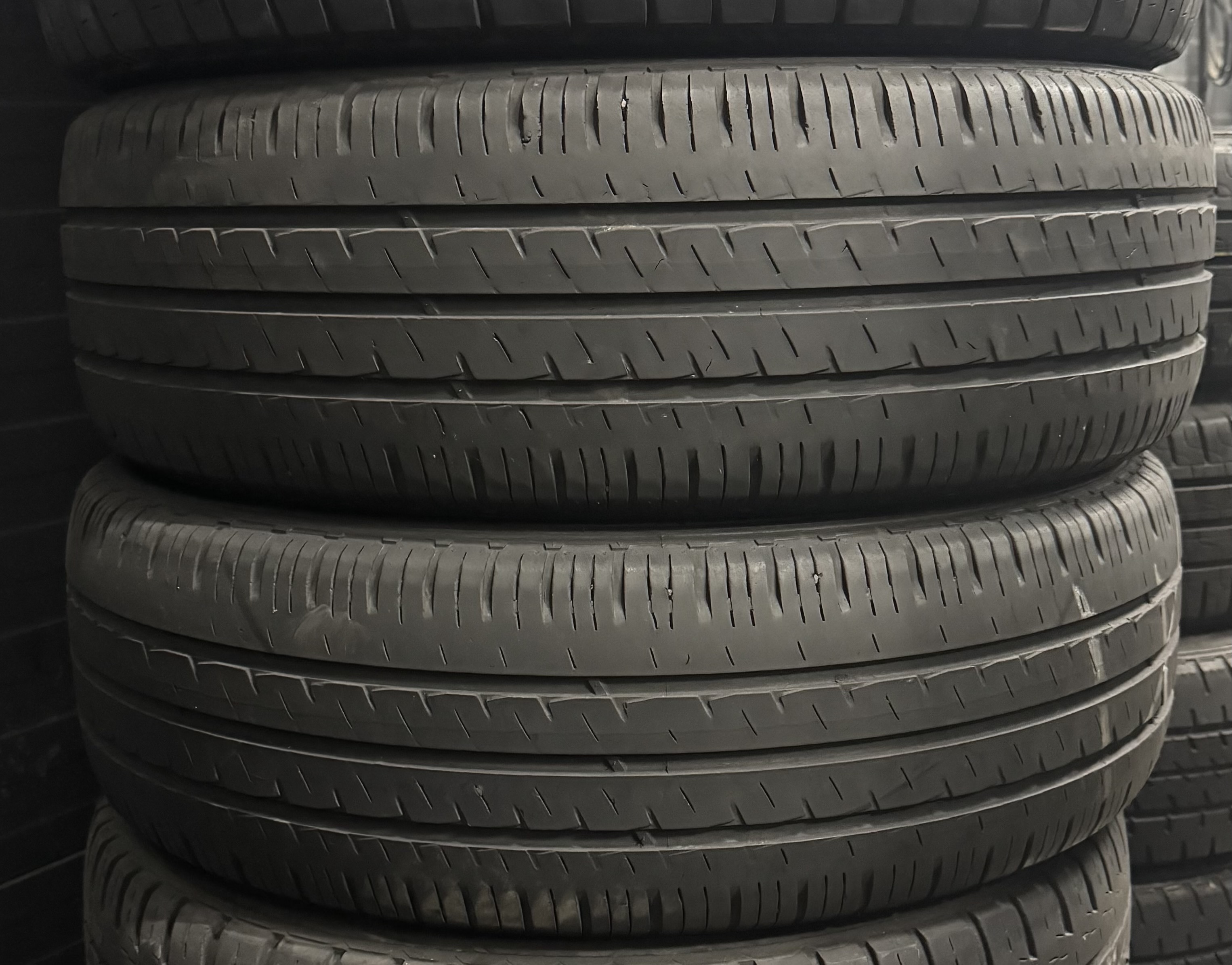 Шини б\у 205/65 R16C