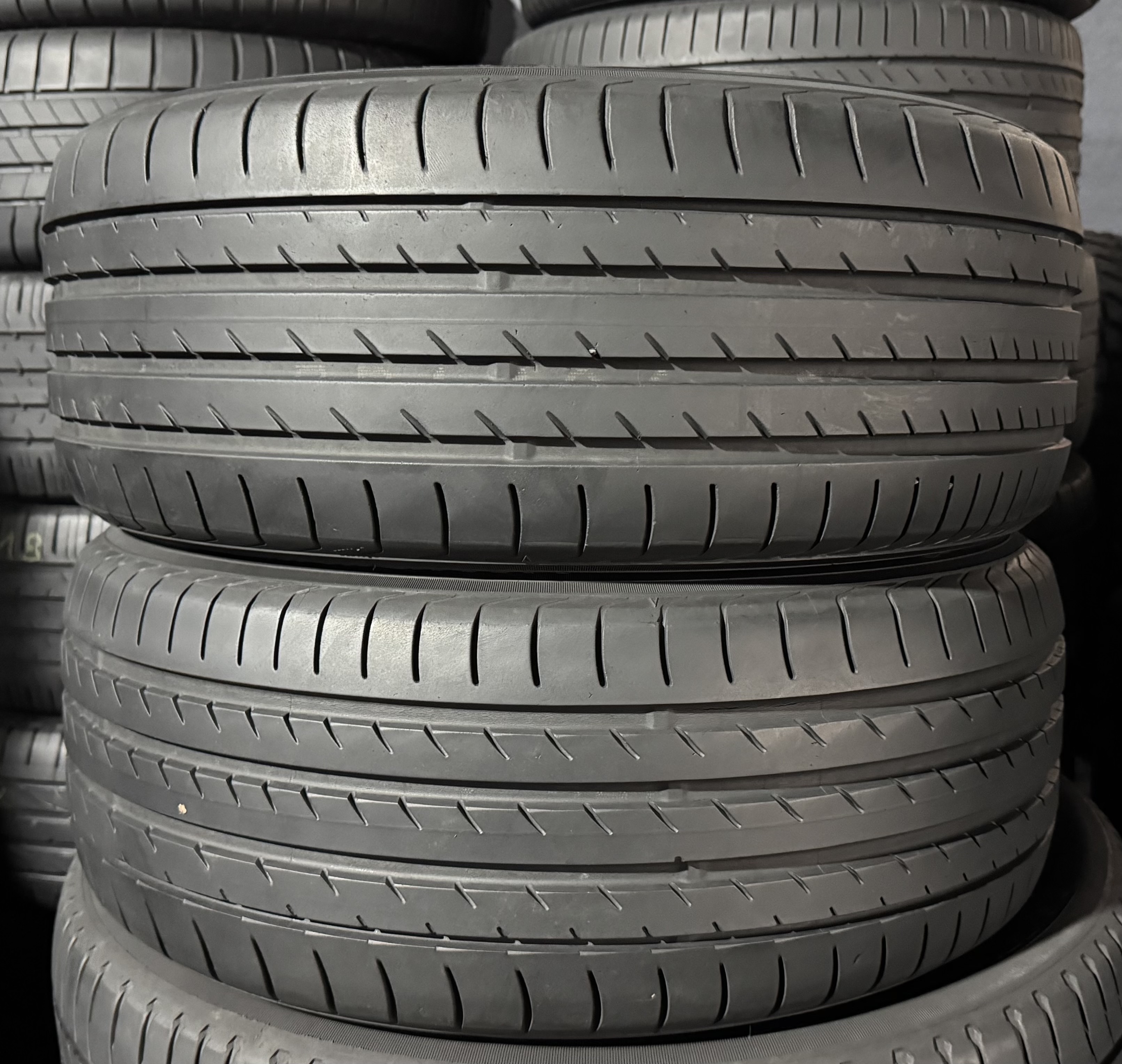 Шини б\у 225/45 R17