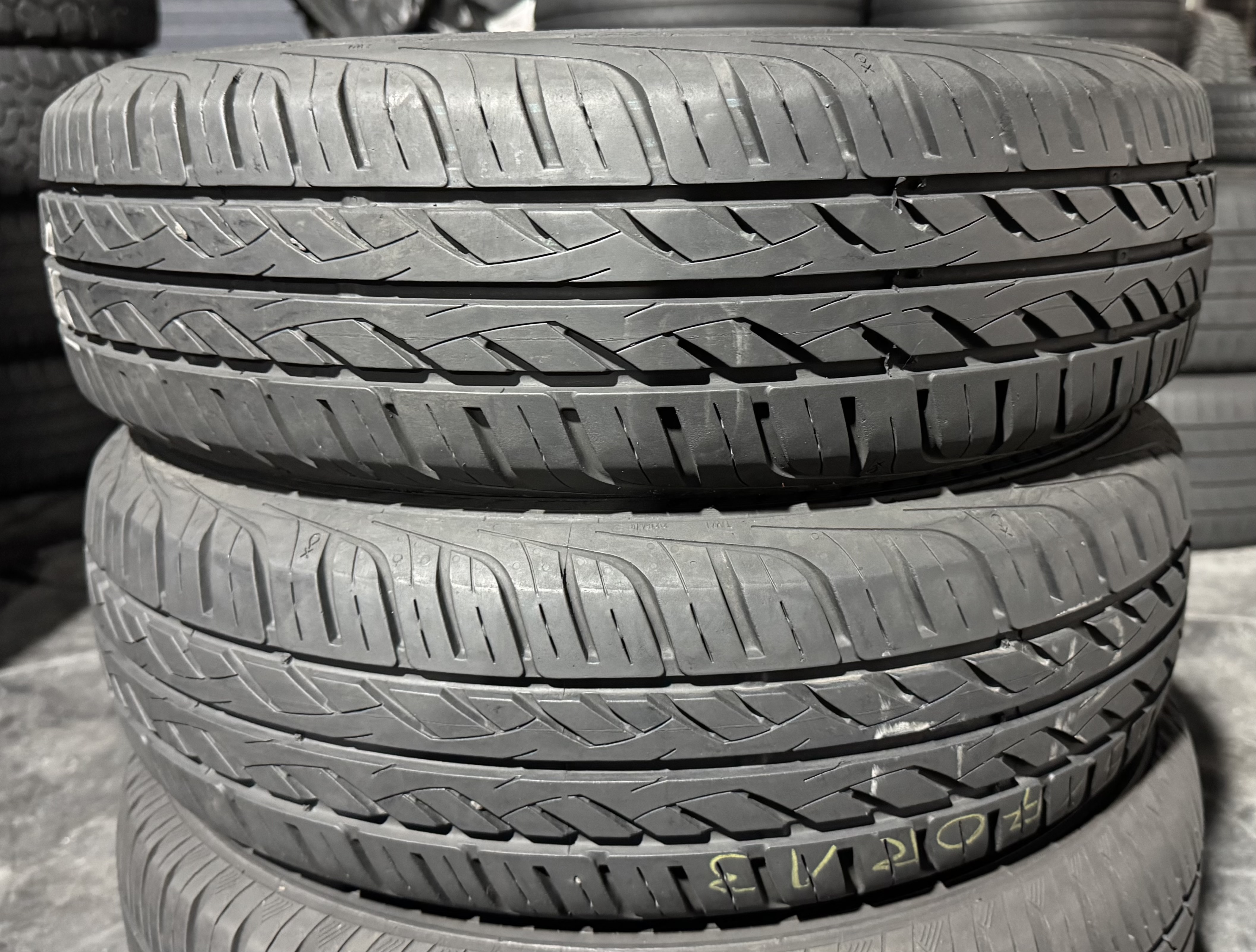 Шини б\у 165/70 R13