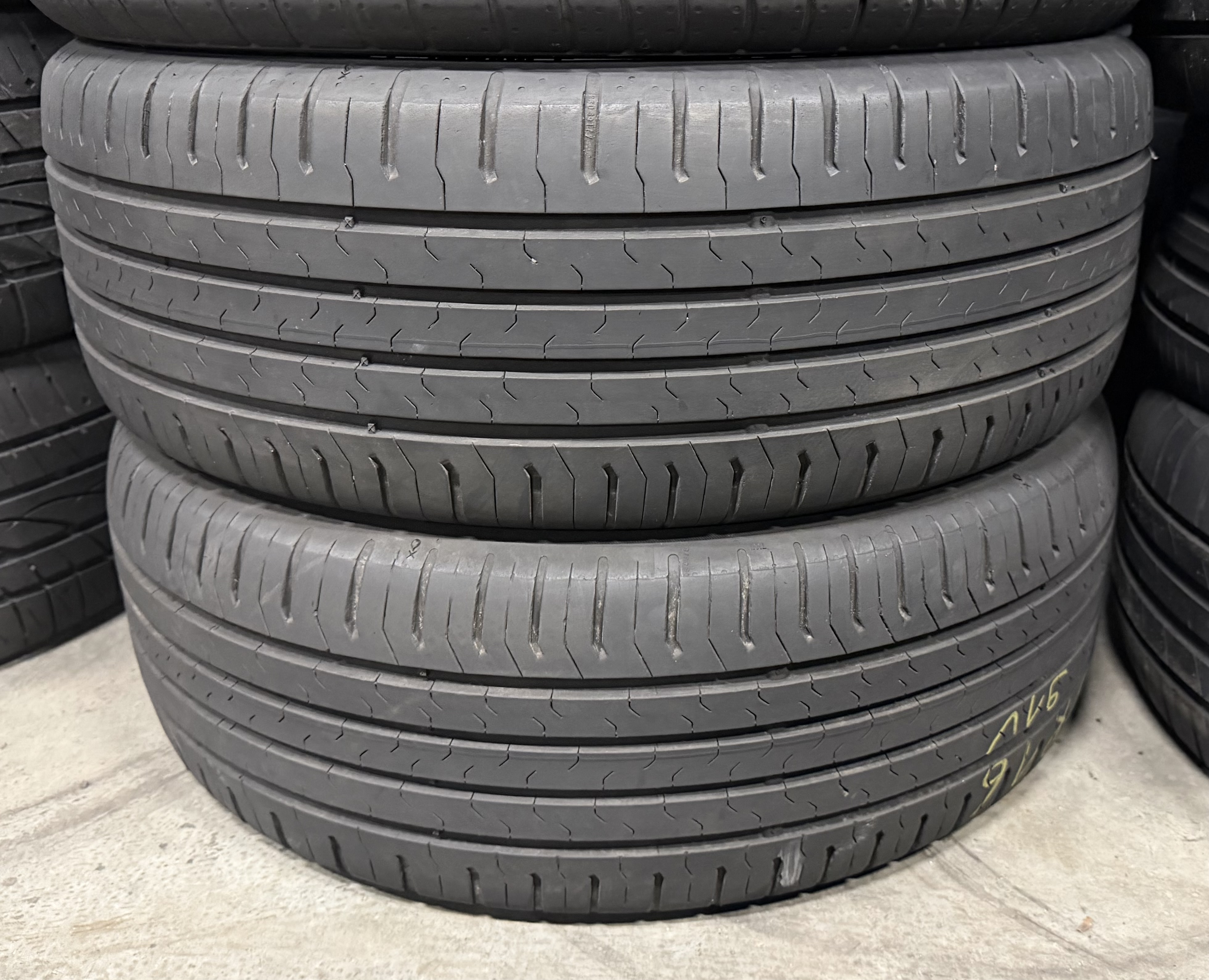 Шини б\у 205/55 R16