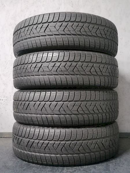 Шини б\у 215/65 R17