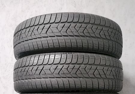 Шини б\у 215/65 R17