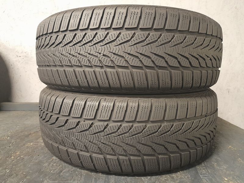 Шини б\у 215/55 R16