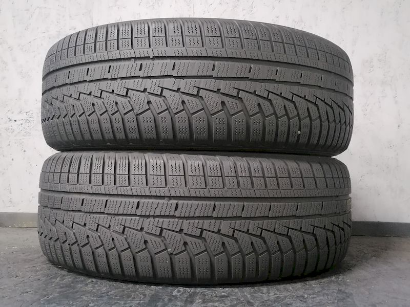 Шини б\у 215/55 R17